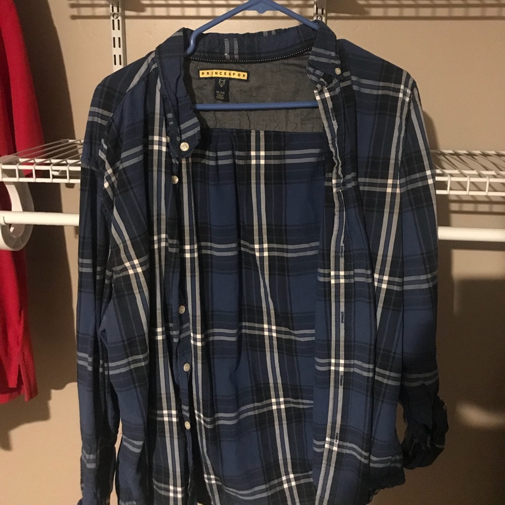 Long sleeve button up shirt